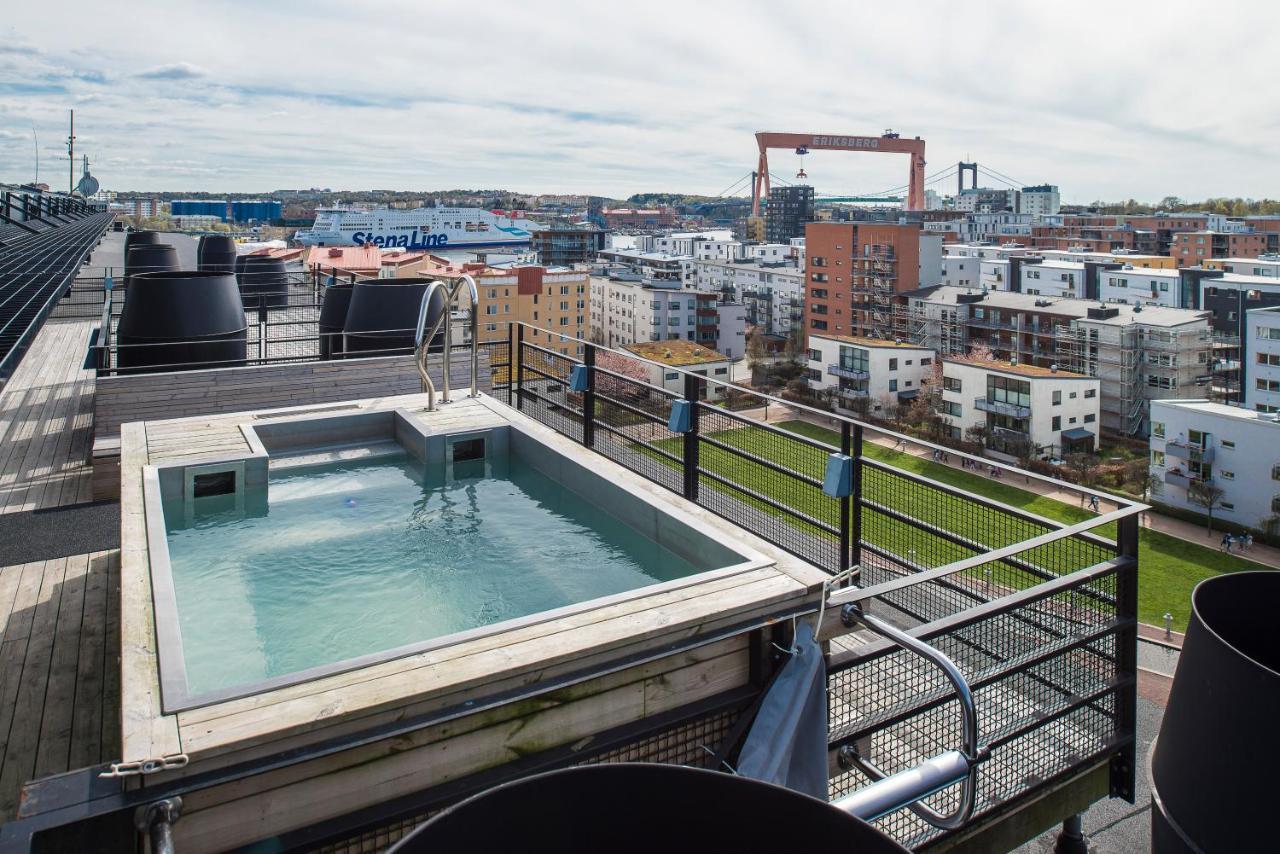 Hotel Quality 11 & Eriksbergshallen Gotenburg