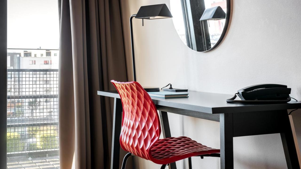 Hotel Quality 11 & Eriksbergshallen Gotenburg